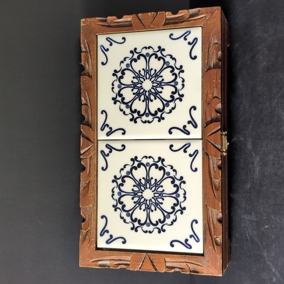 VGT,Mexican Brown Wooden/Tile Decorative Trinket Box. - Picture 9 of 9